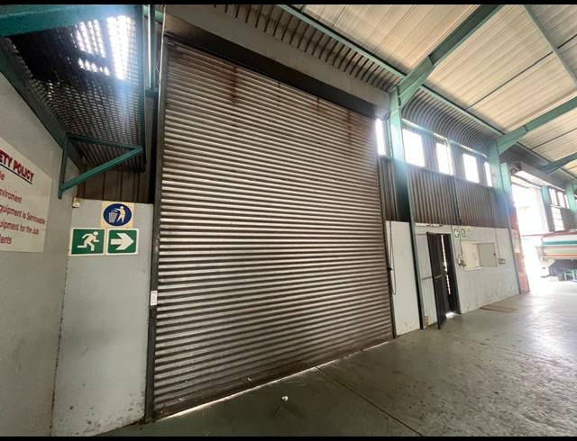 820M² WAREHOUSE TO LET IN HENNOPSPARK